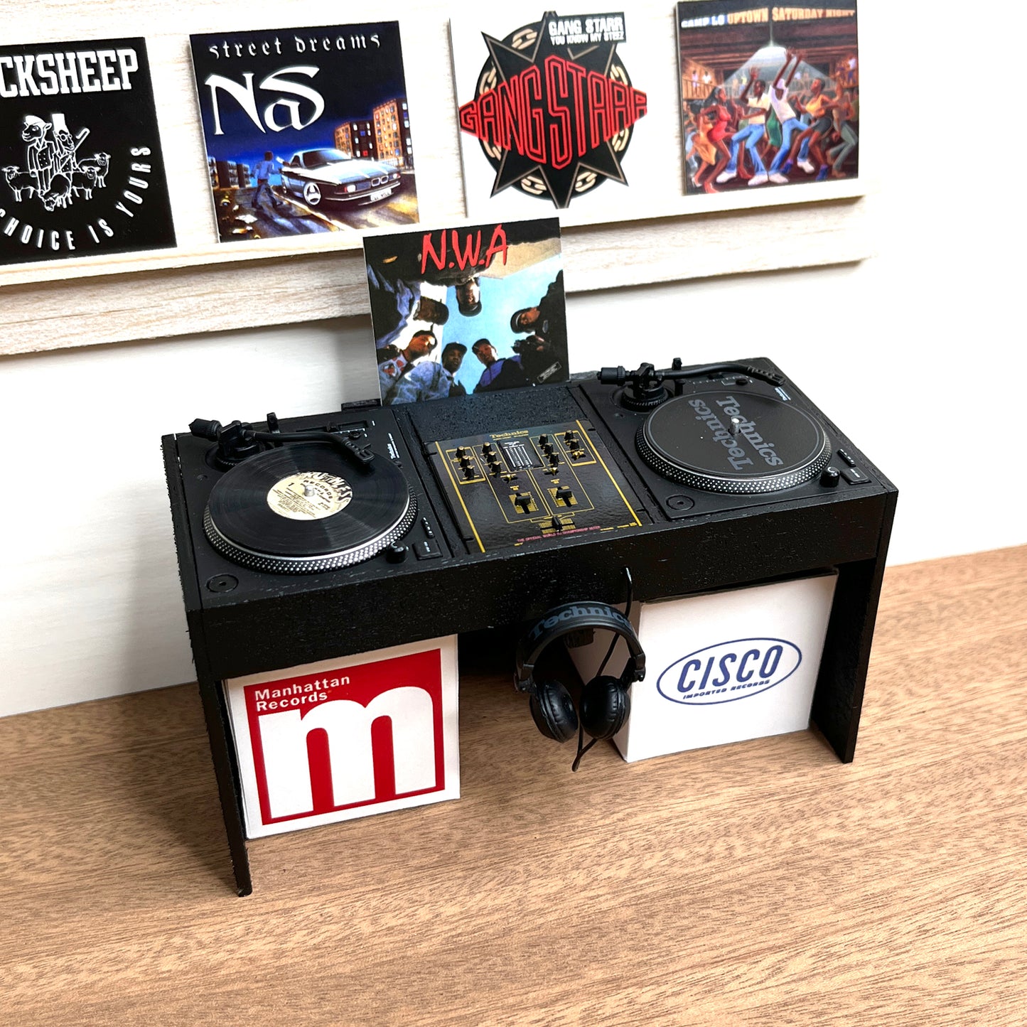 N.W.A STRAIGHT OUTTA COMPTON【MINIATURE VINYL FRAME ACCESSORIES】ミニチュアレコード フレームアクセサリー