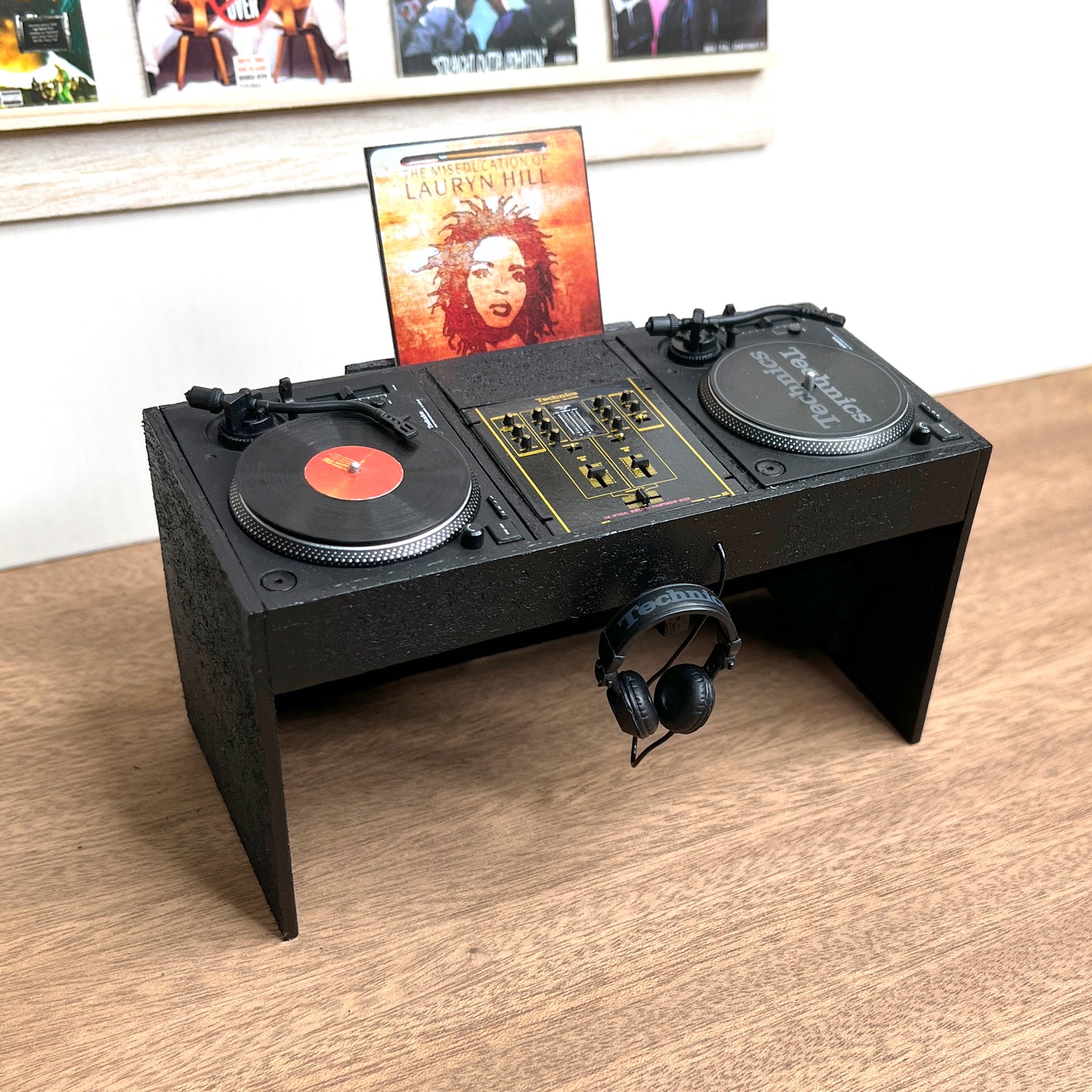 THE MISEDUCATION OF LAURYN HILL【KEY CHAIN RECORD】