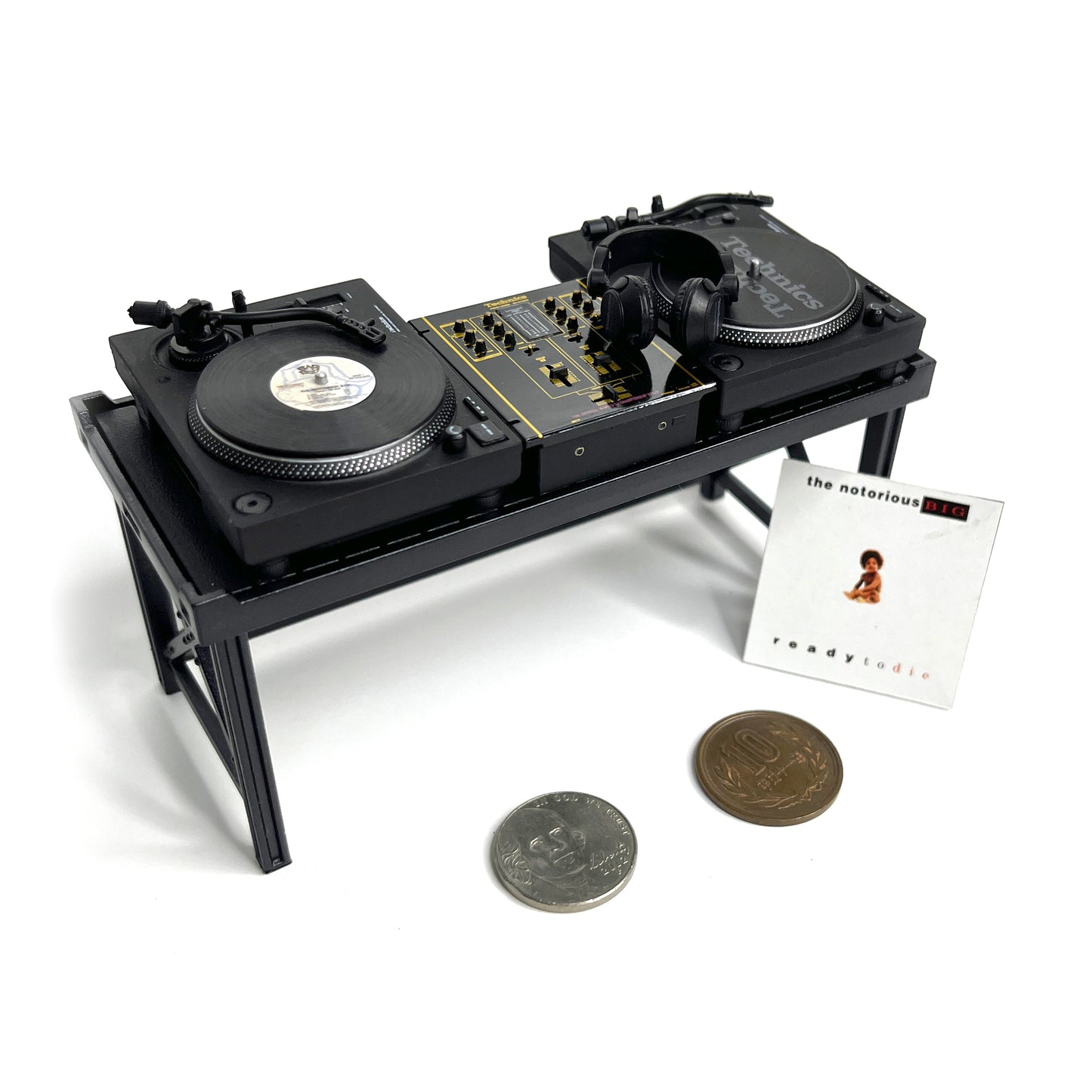 THE NOTORIOUS BIG READY TO DIE [MINIATURE VINYL FRAME ACCESSORIES] Miniature record frame accessories