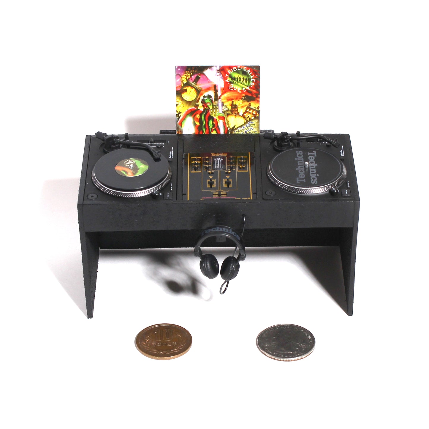 A TRIBE CALLED QUEST BEATS, RHYMES AND LIFE [MINIATURE HIPHOP RECORD]